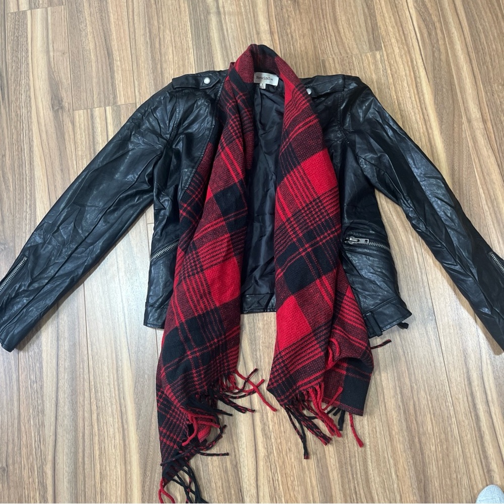 Rewind Women's Red sewn in scarf faux Leather Jacket Small.